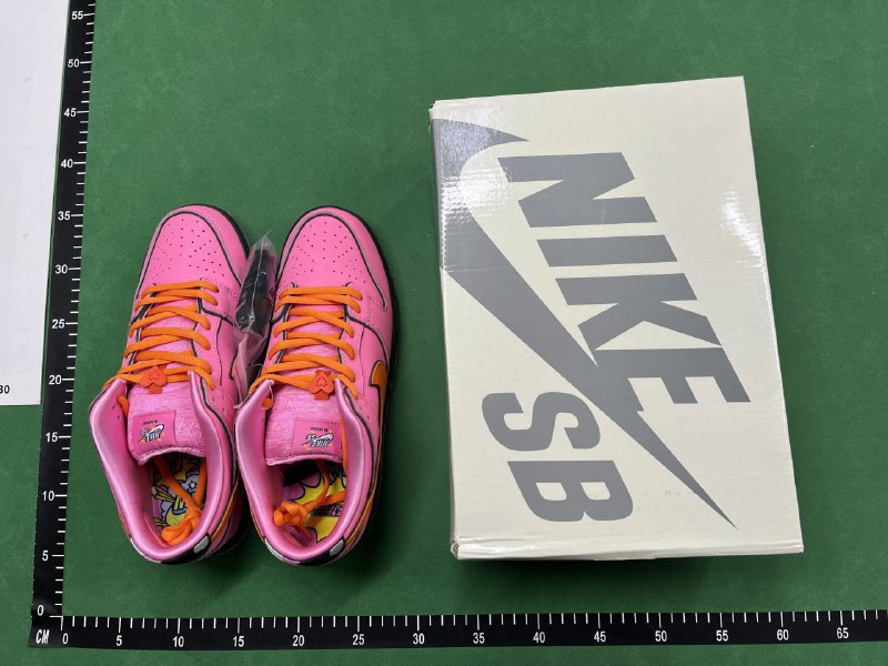 NIKE SB DUNK LOW — QC reference 3