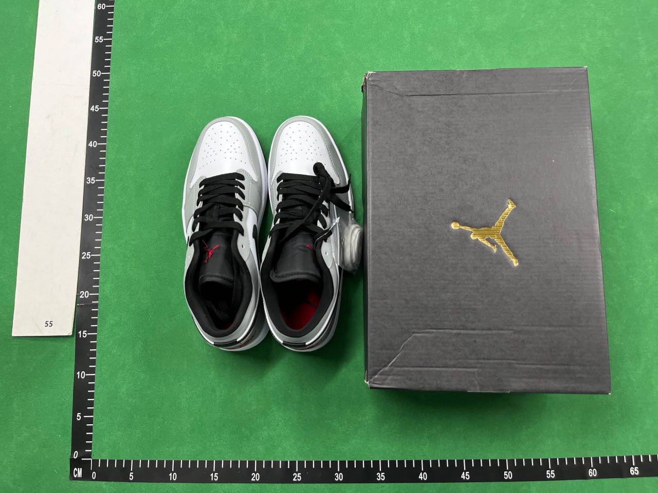 Jordan 1 Low — QC reference 2