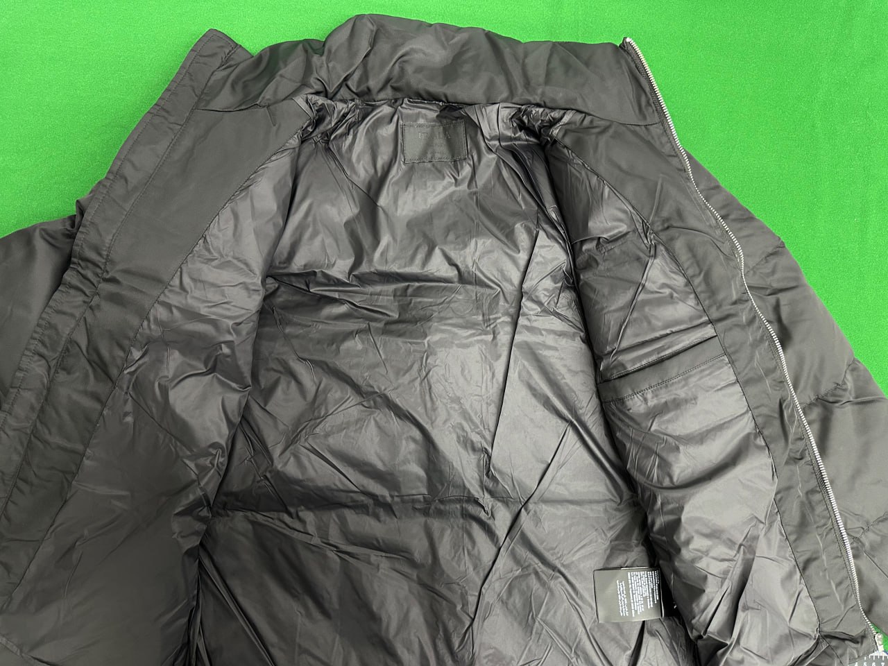 Prada Puffer — QC reference 2
