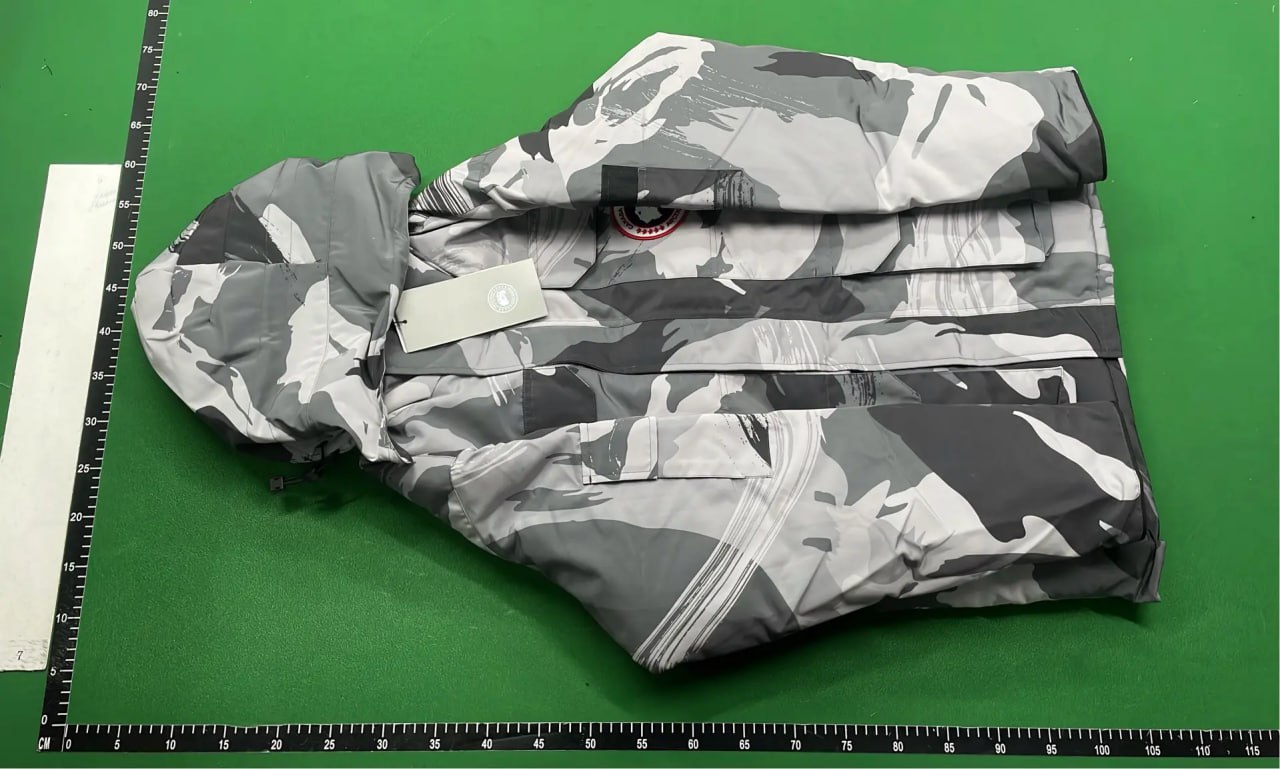 Canada Goose Jacke — QC reference 4