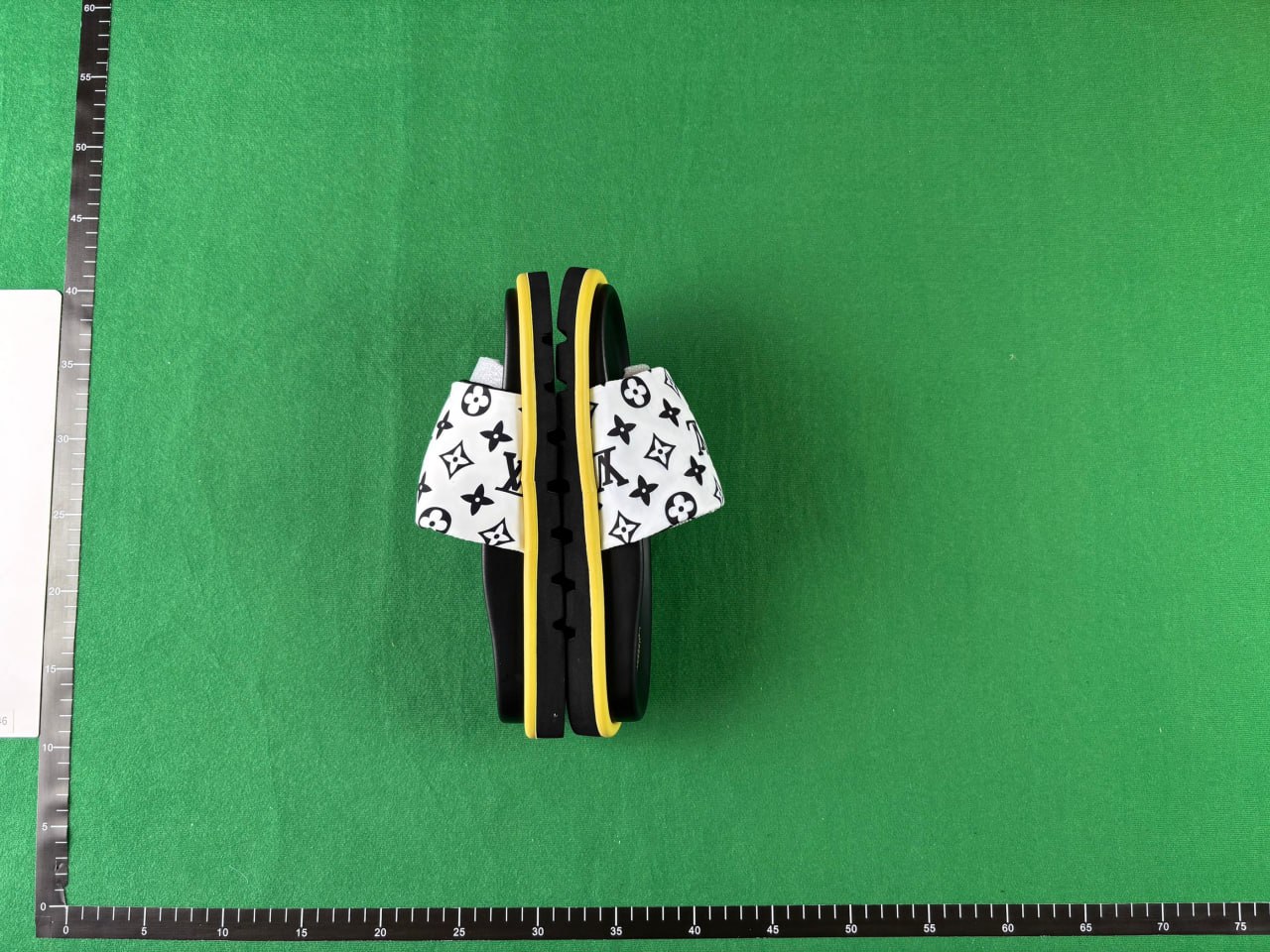 Louis Vuitton Slippers — QC reference 2