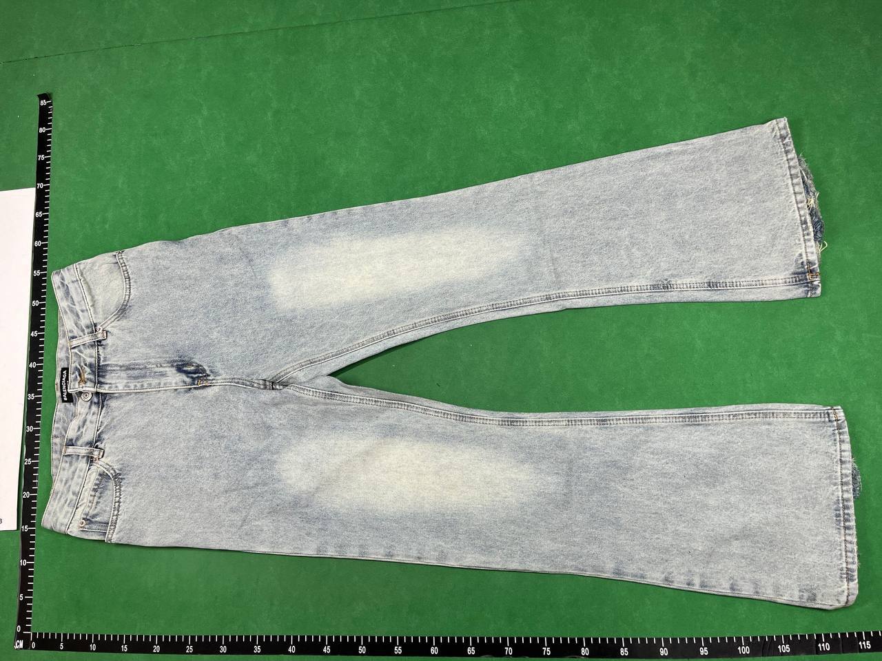 Louis Vuitton jeans (40 CP) — QC reference 3