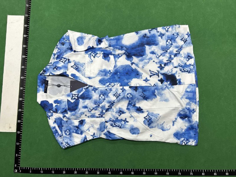 Louis Vuitton suit (40 CP) — QC reference 3