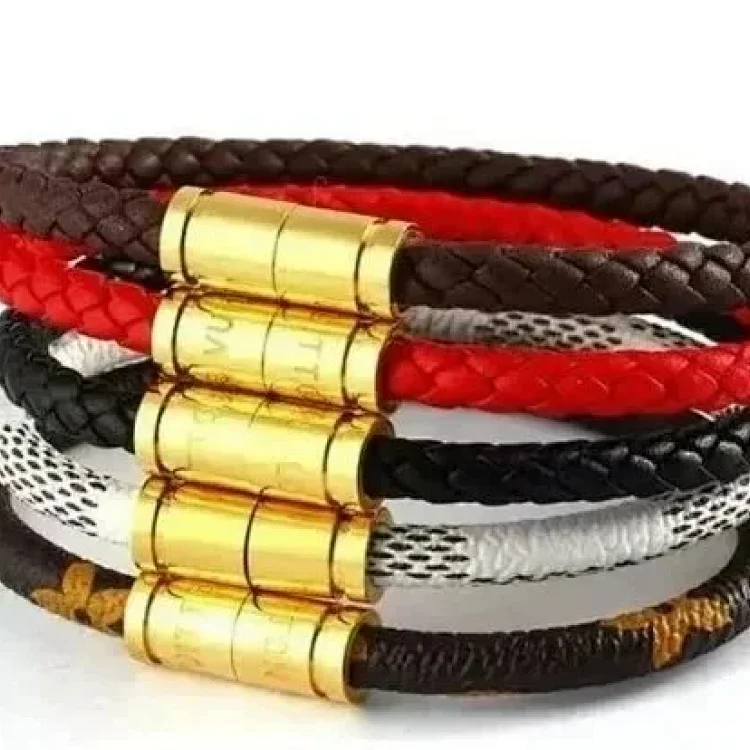 LV magnetic snap bracelet