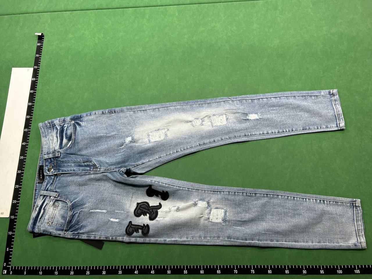 Ami Jeans — QC reference 2