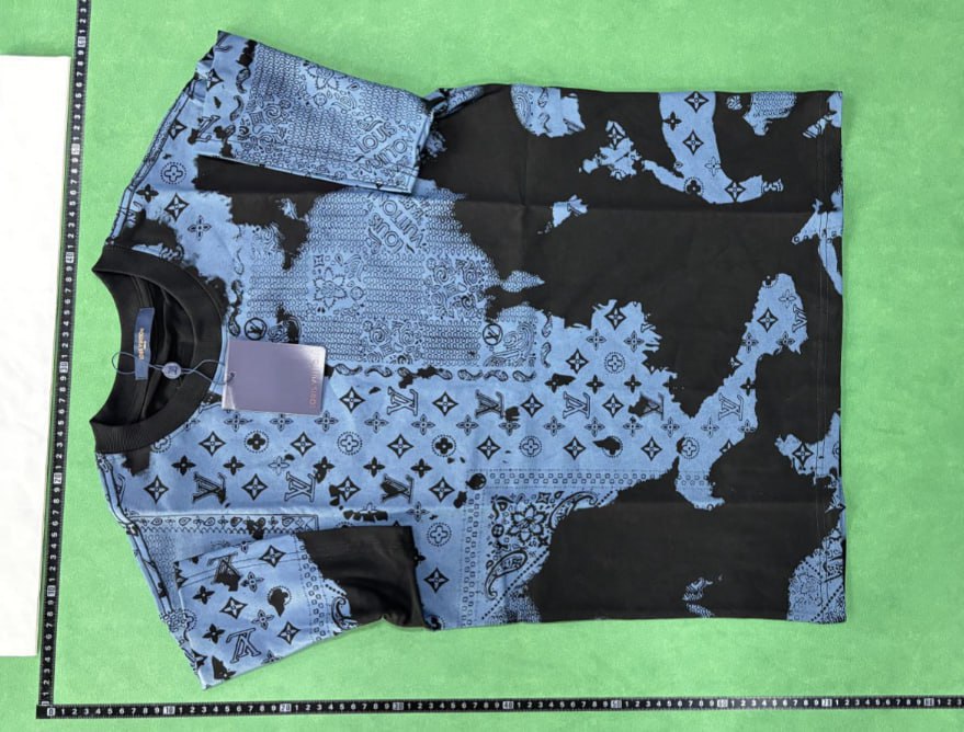 Louis Vuitton T-shirt (40 CP) — QC reference 3