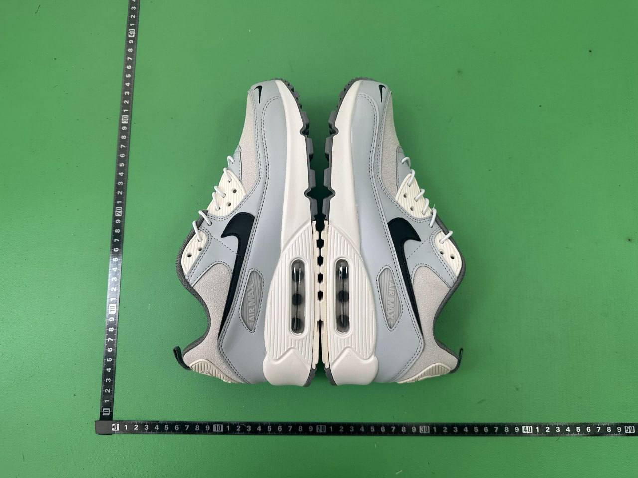 Nike Air Max 90 White & Black — QC reference 2