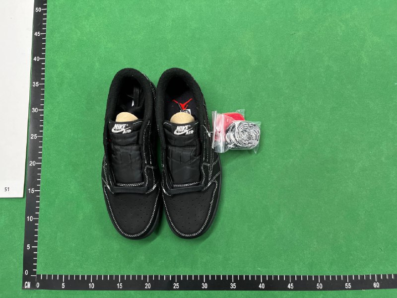 AJ1 X Travis Scott — QC reference 4