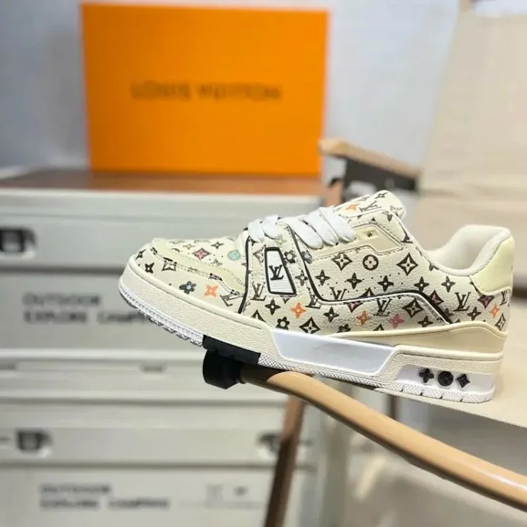 Louis Vuitton Trainer Sneakers [12 style