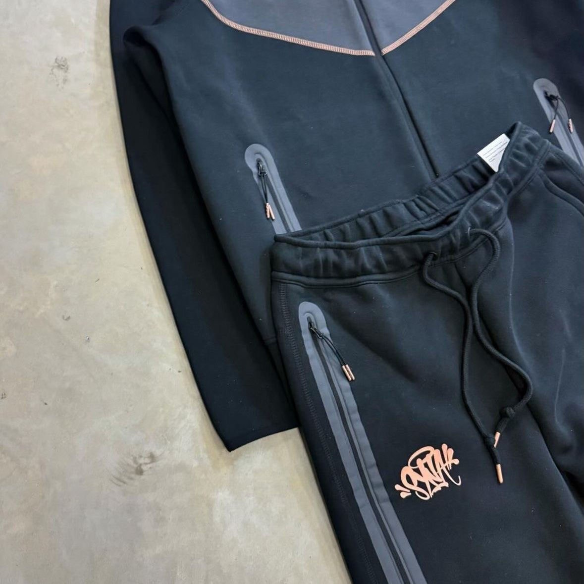 Nike B22 Hoodie and Pants Set — QC reference 4