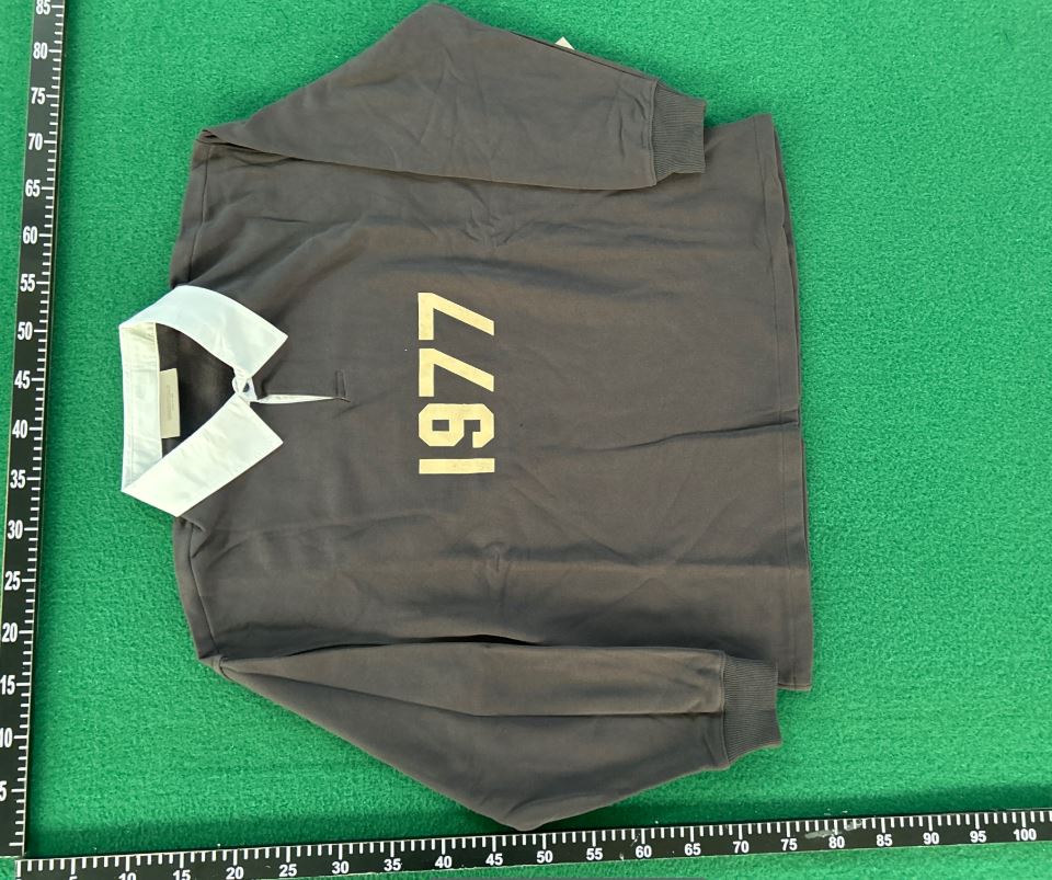 Essential Sweater — QC reference 2
