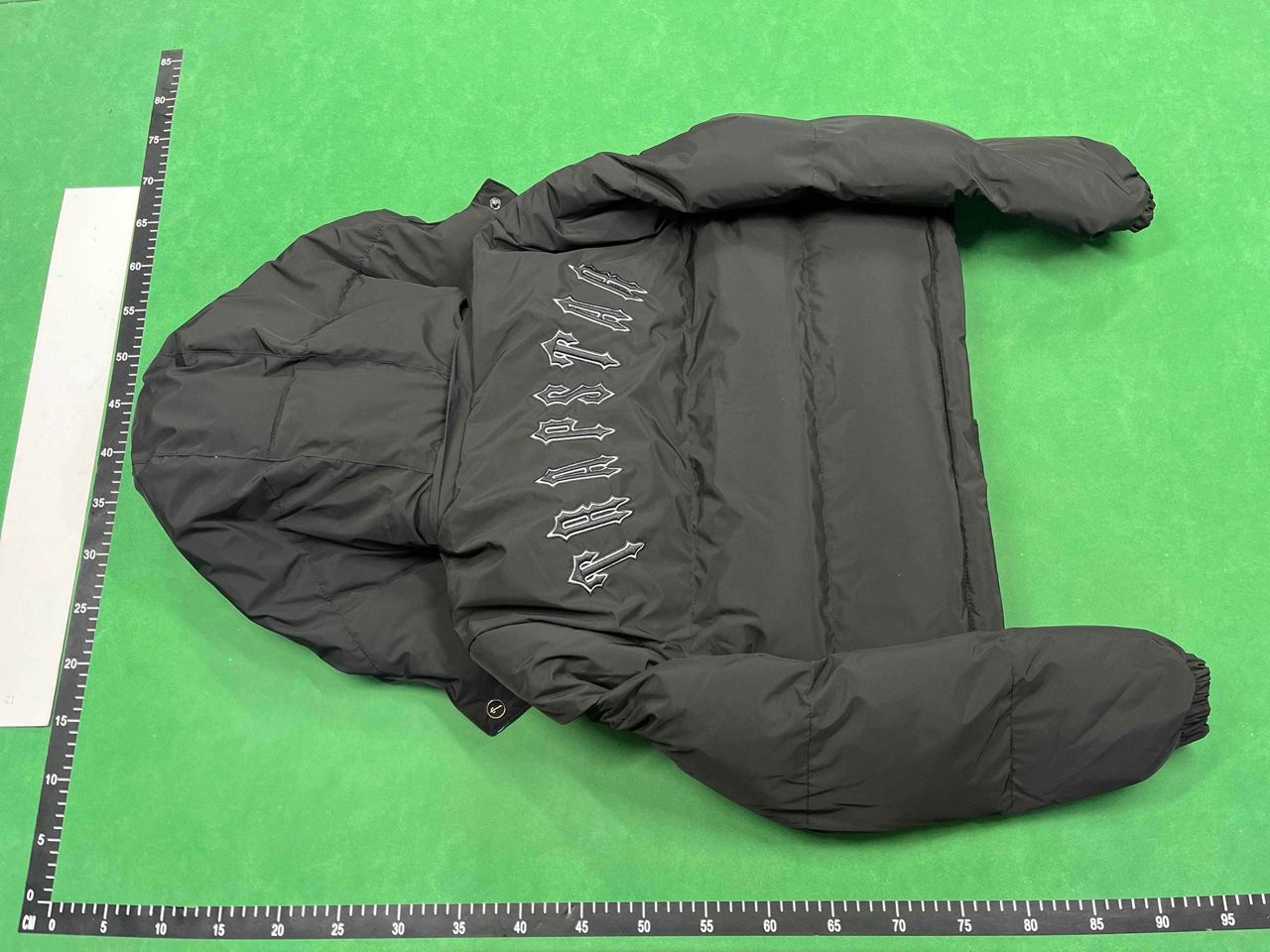 Trapstar Irongate Puffer Jacket — QC reference 4