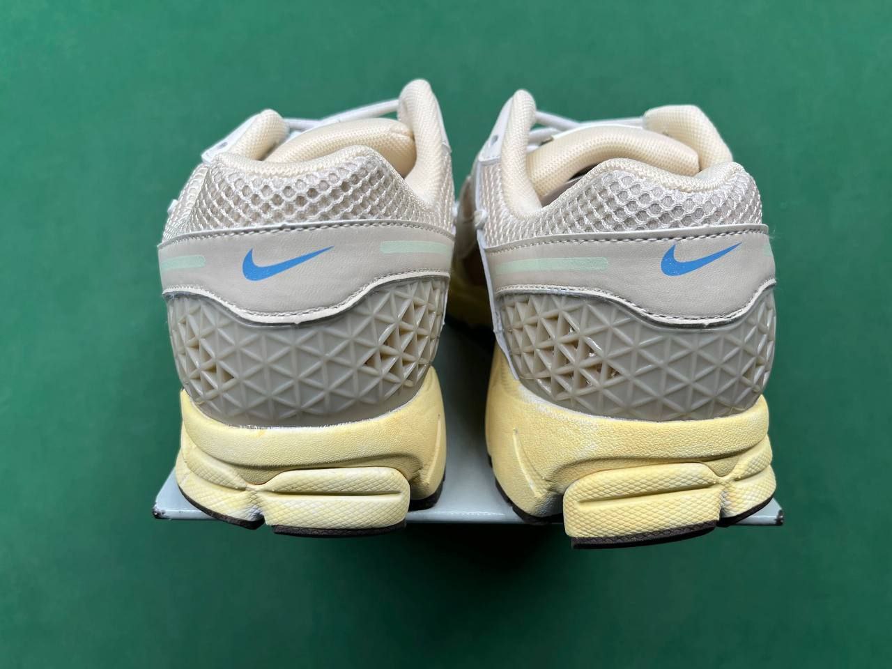 Nike Zoom Vomero 5 — QC reference 2
