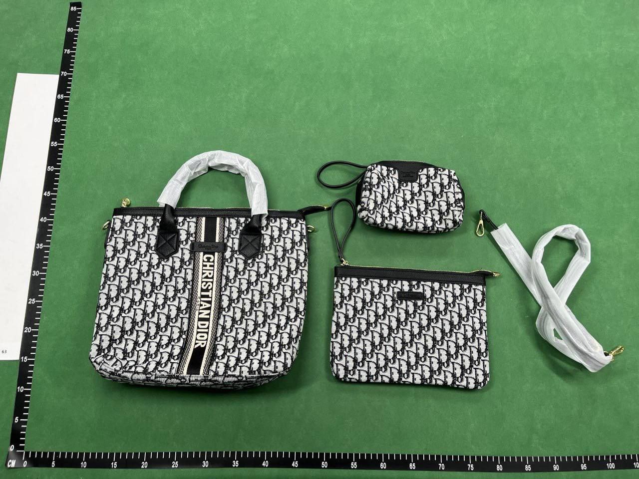 Dior bag (40 CP) — QC reference 2