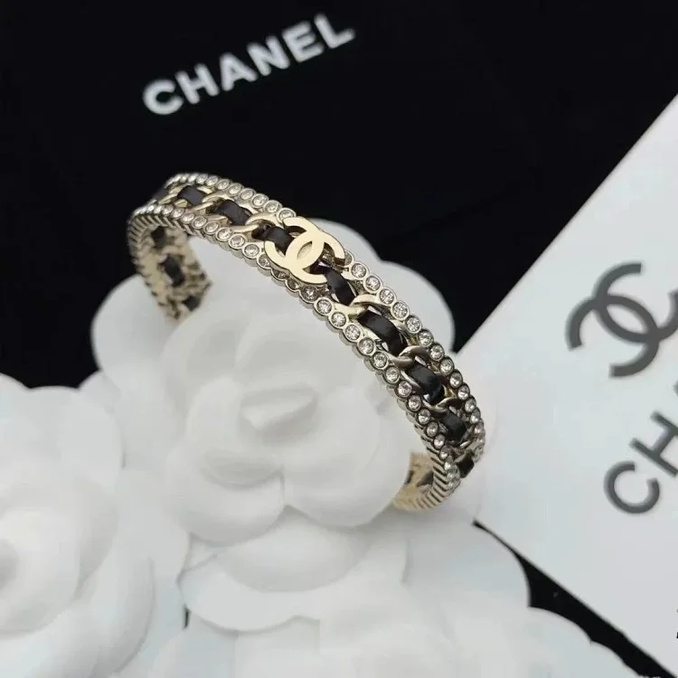 Chanel CC Logo Chain Bracelet [11 styles