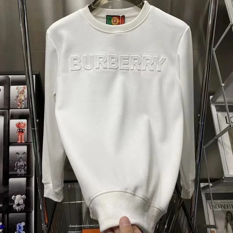 BURBERRY T-shirt seller listing