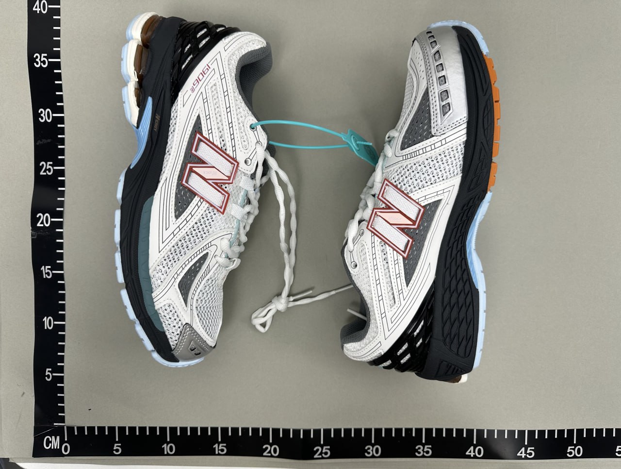 New Balance 1906R reference image 4