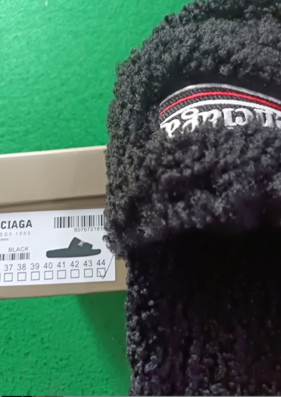 Balenciaga FURRY — QC reference 2