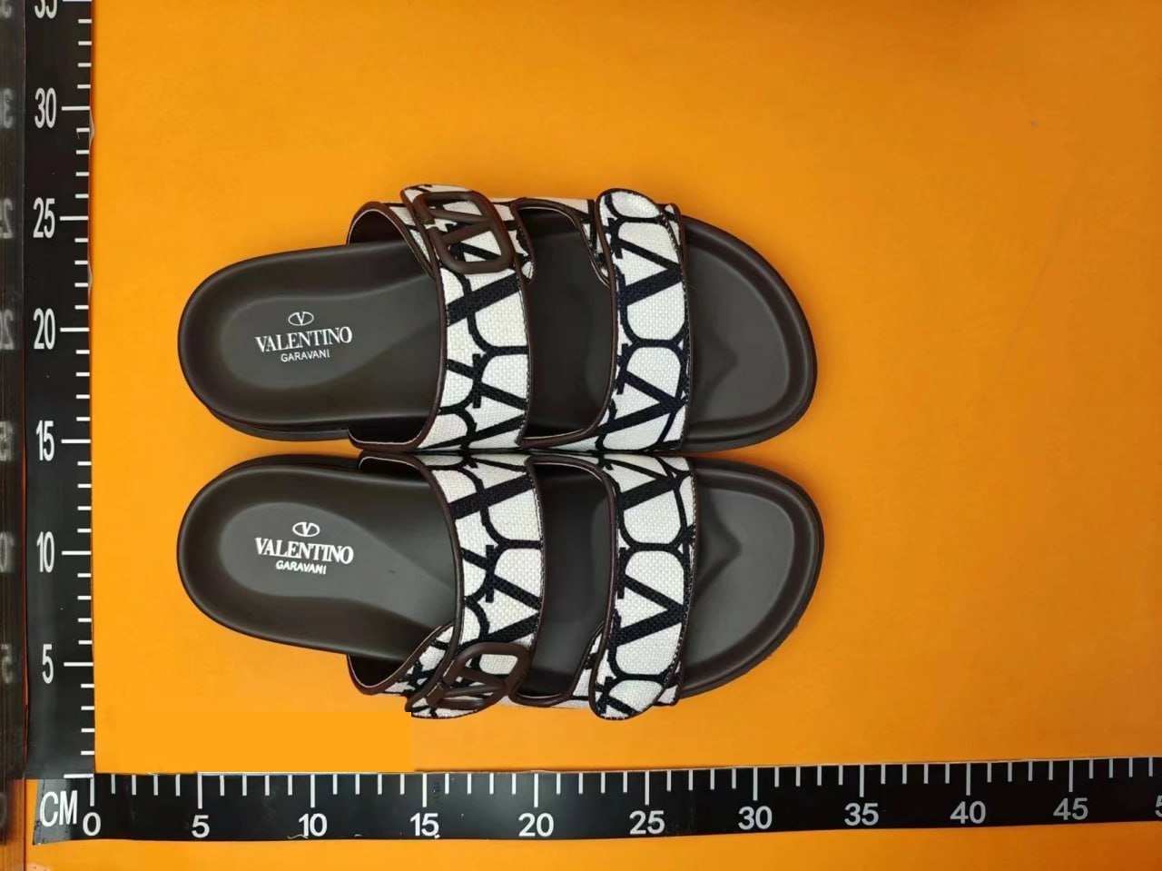 VALENTINO — QC reference 3