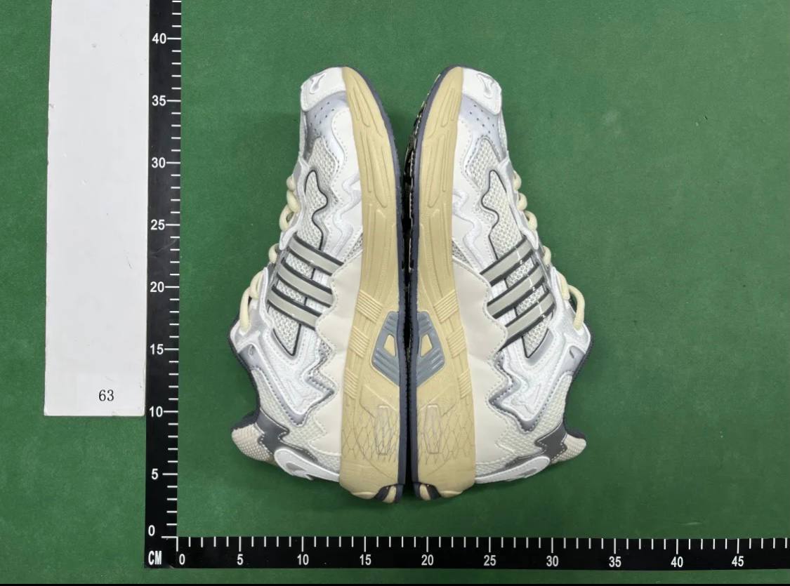 Bad Bunny x Adidas Response CL reference image 2