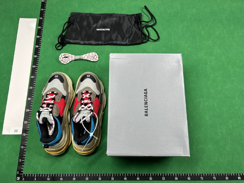 VG-BALENCIA TRIPLE S — QC reference 4