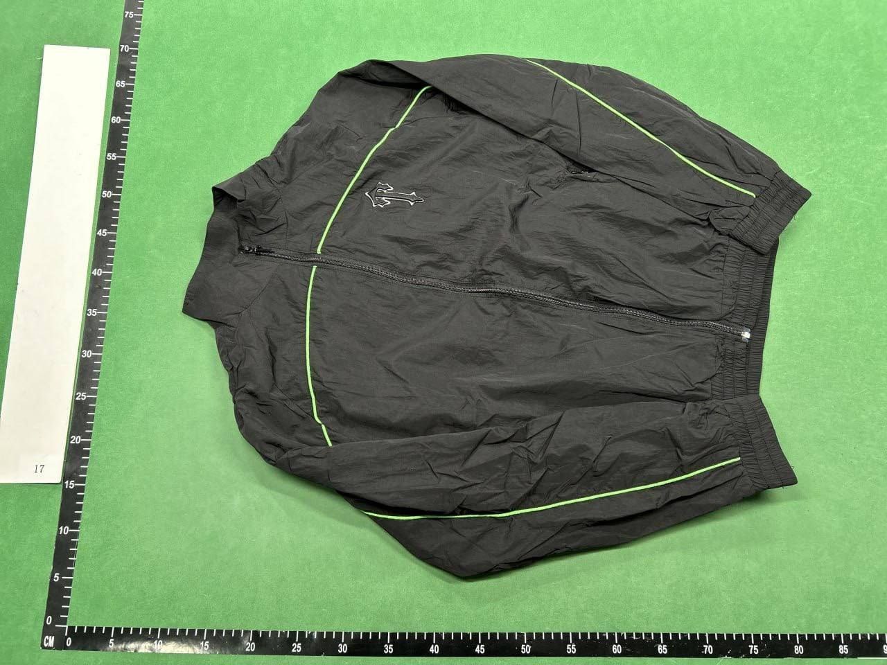 Trapstar jacket — QC reference 3