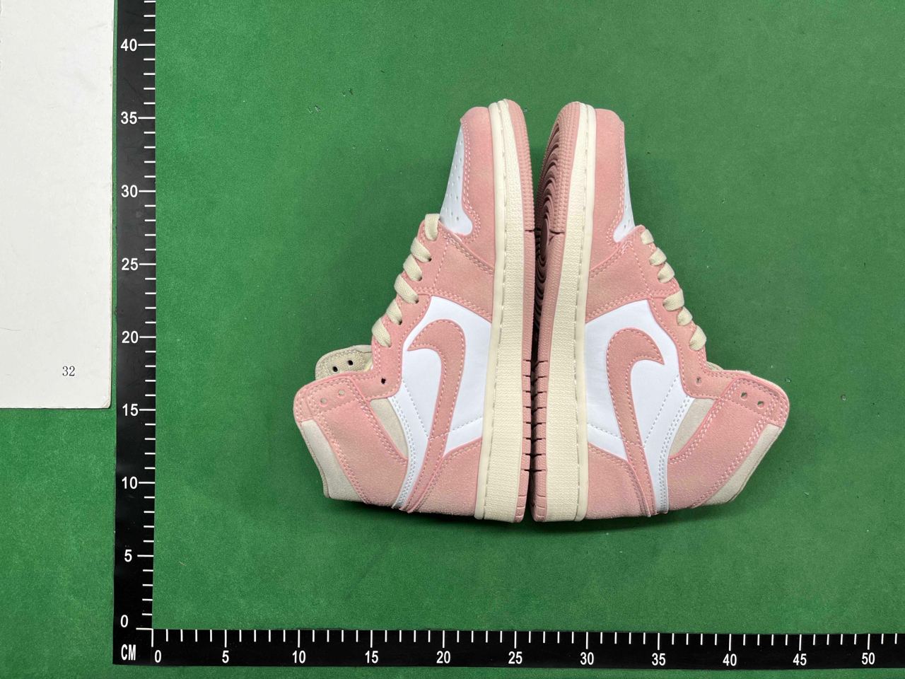 Air Jordan 1 high — QC reference 3