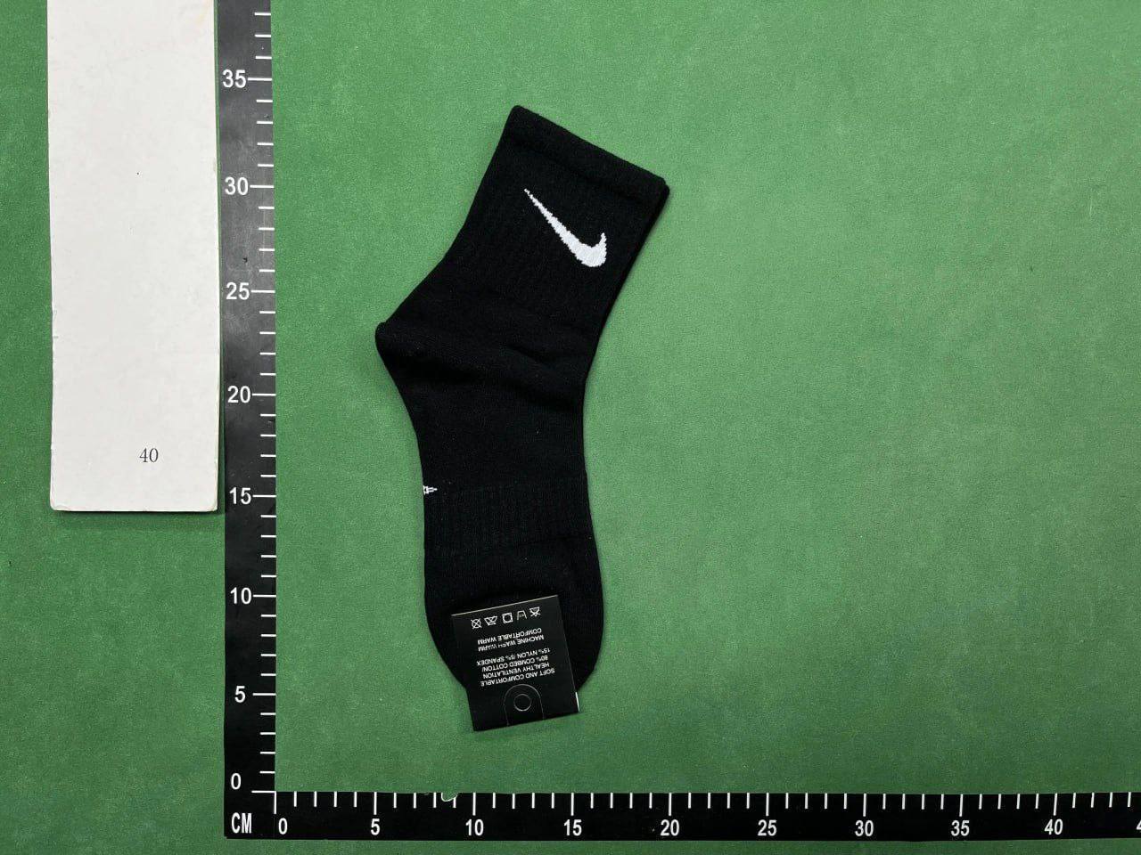 NIKE socks — QC reference 3