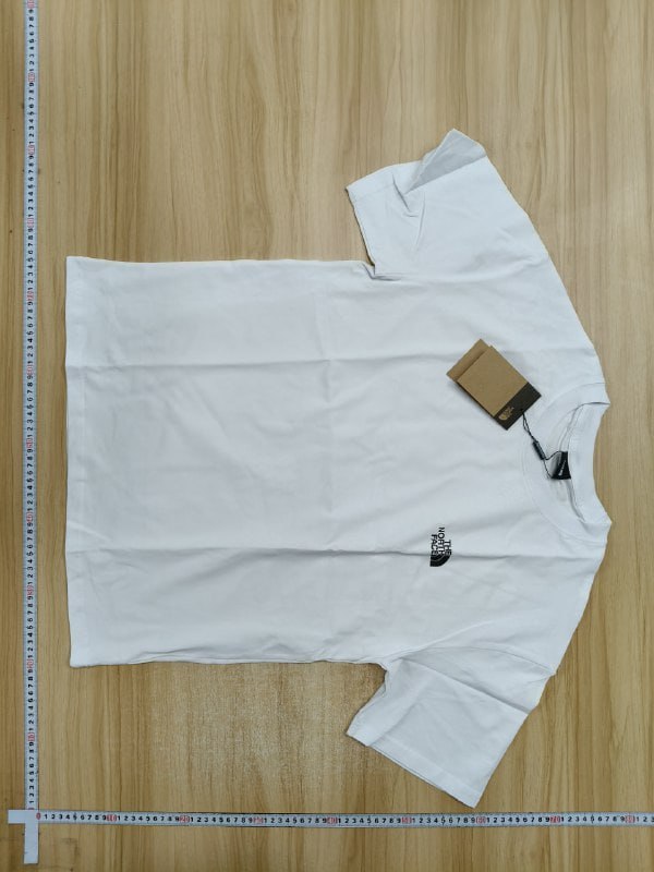 the north face T-shirt — QC reference 3