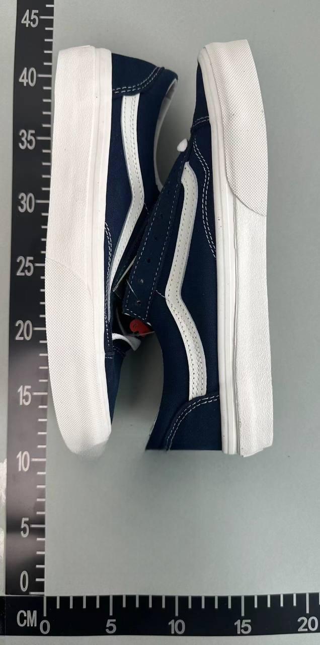 Vans — QC reference 3