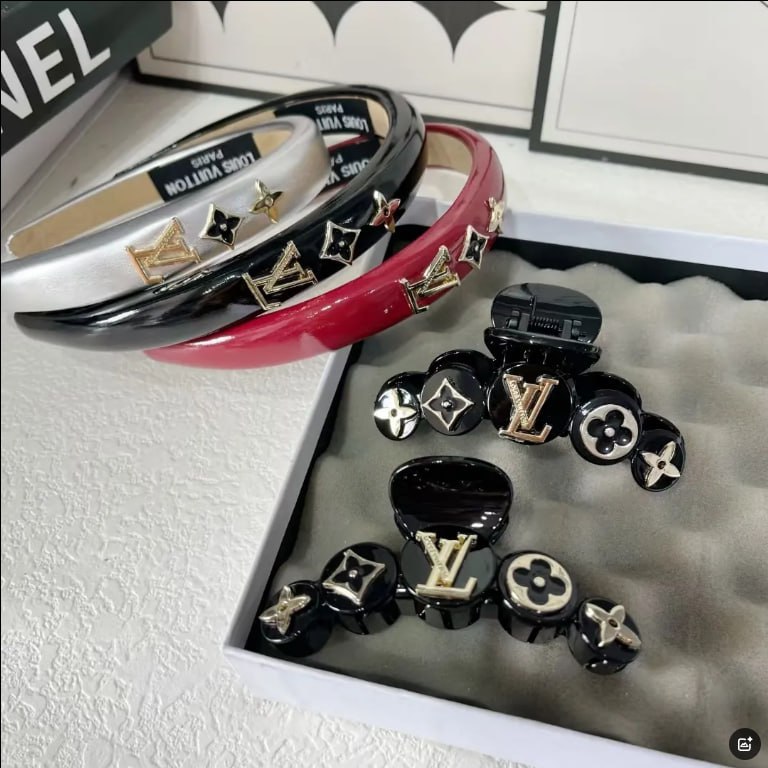 LV hair accessories — QC reference 3