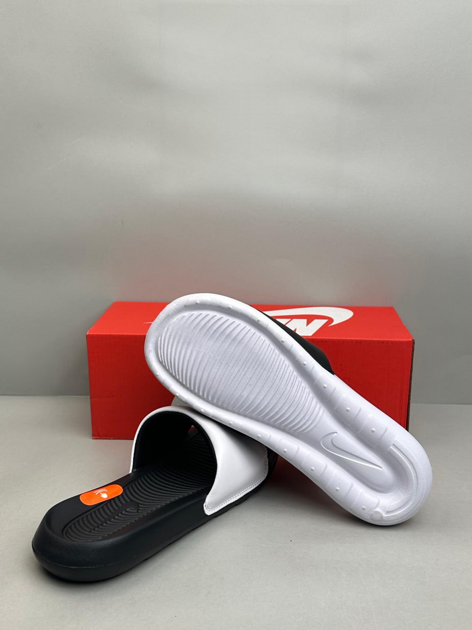 Slippers — QC reference 3