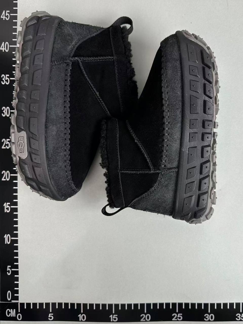 UGG Boots — QC reference 3