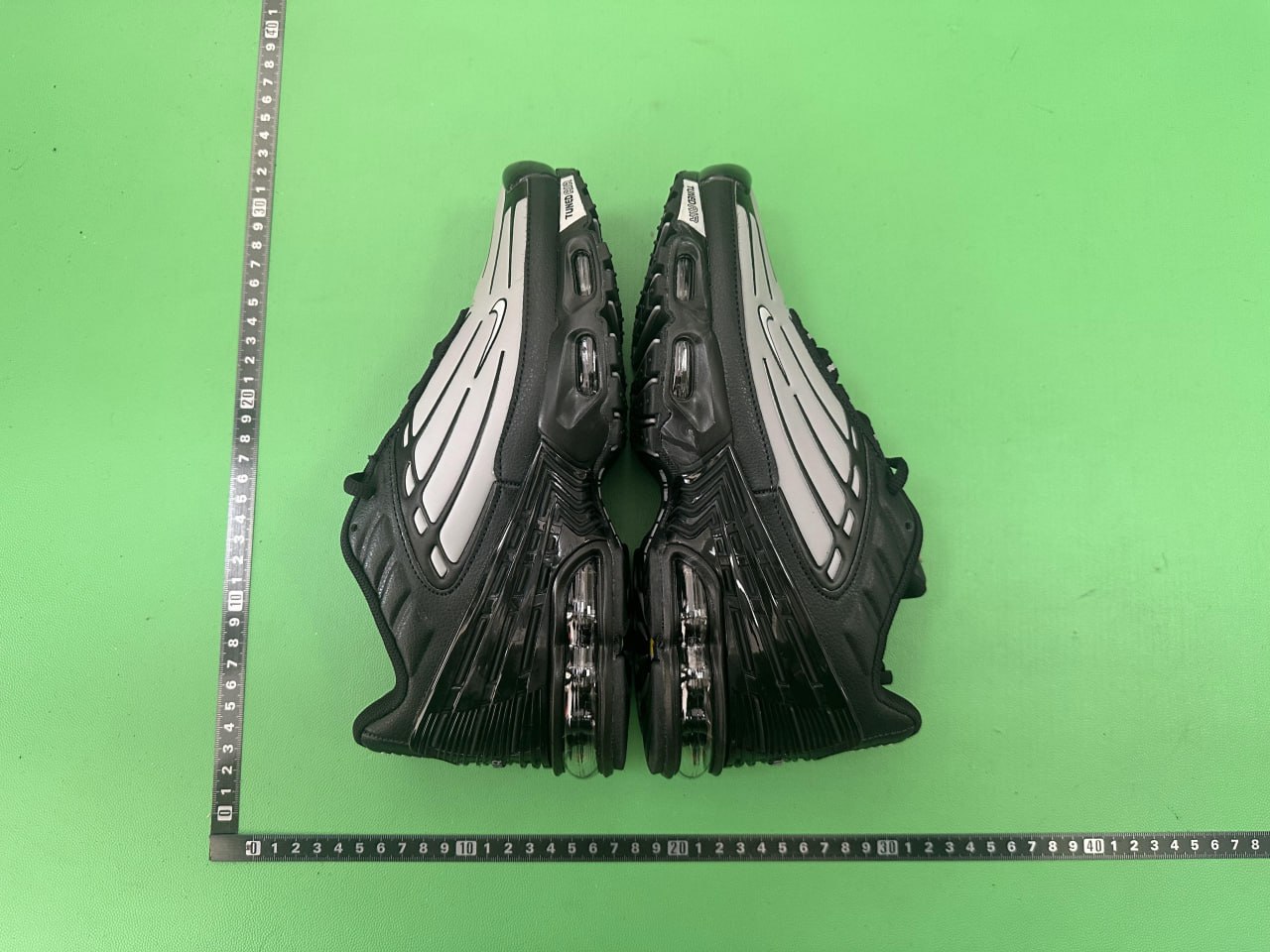 Amiri jeans (40 CP) — QC reference 2