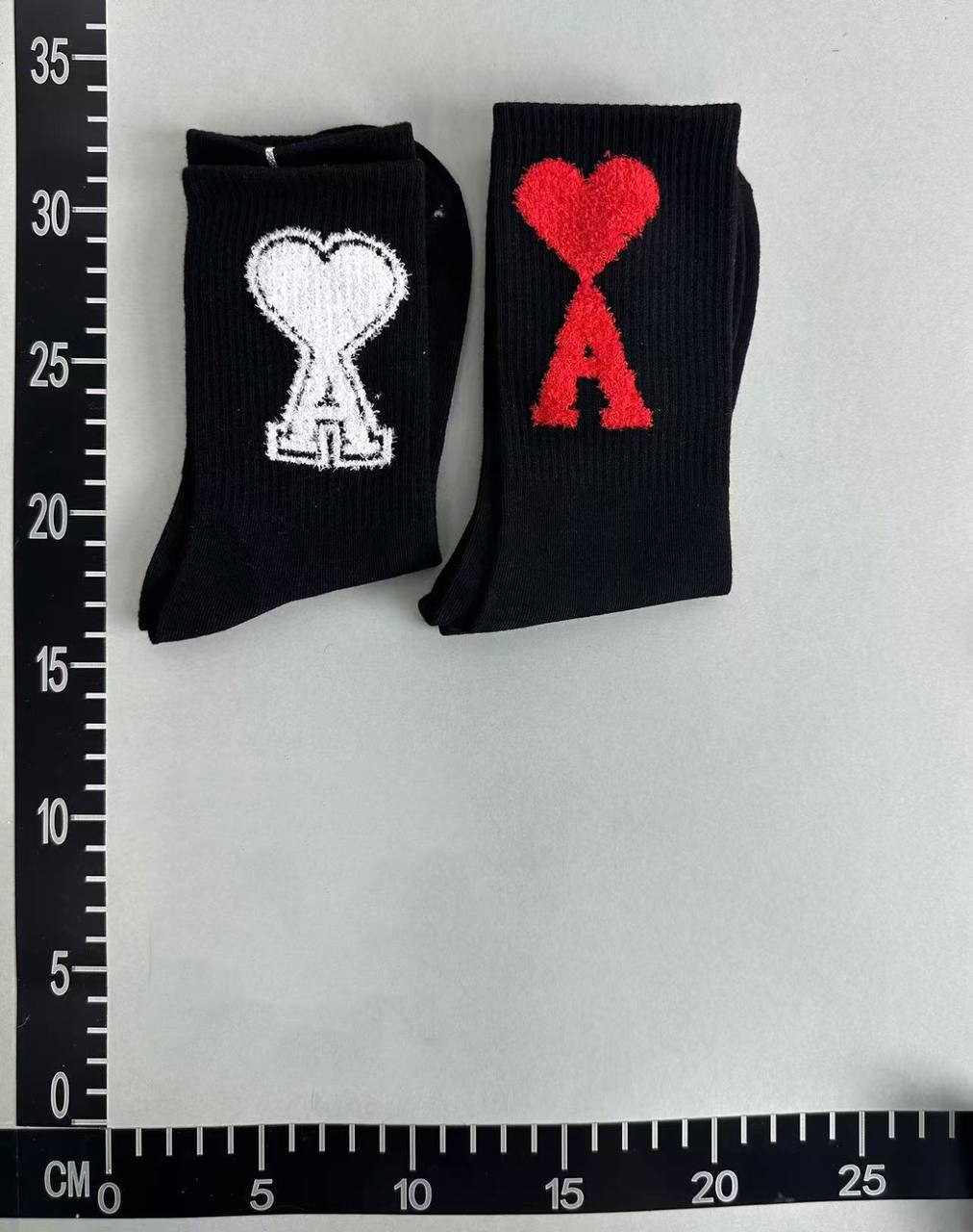 AMI Socks — QC reference 4