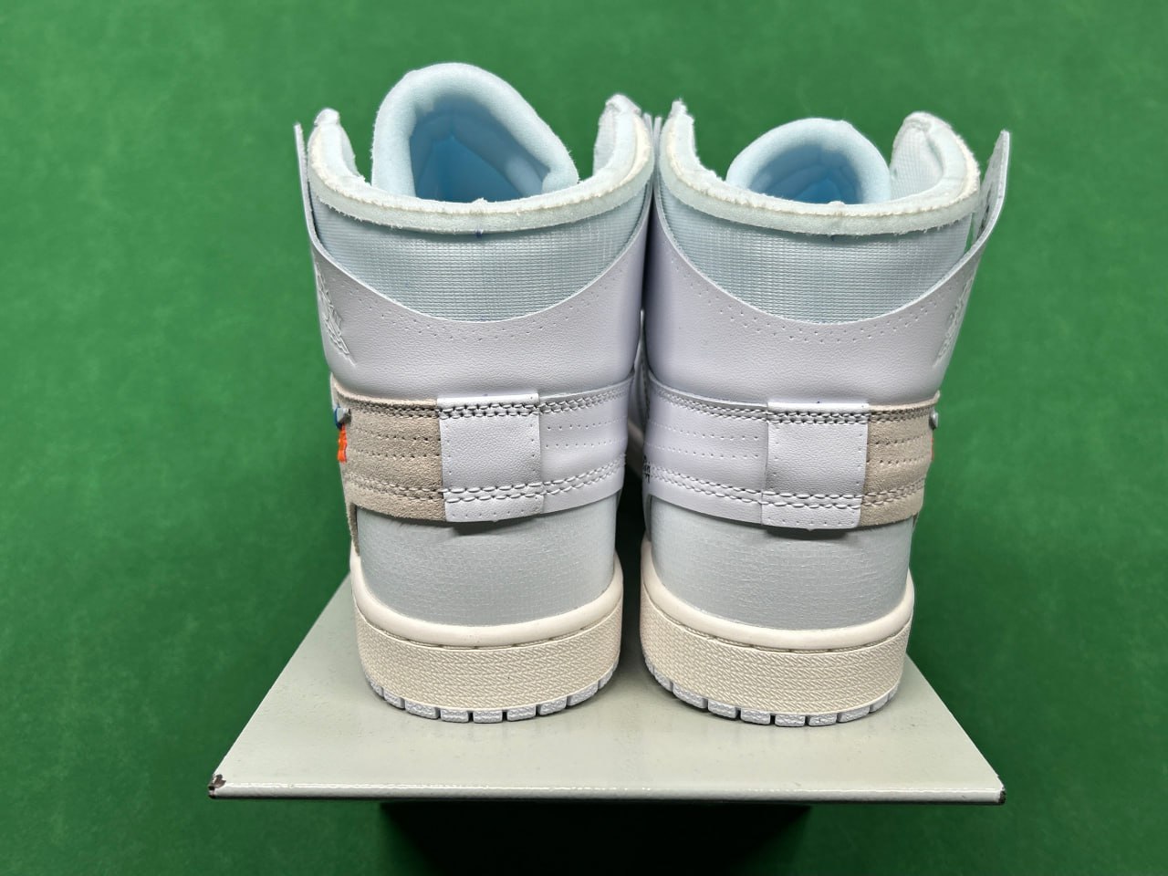 OFF-WHITE x Jordan Air Jordan 1 High — QC reference 2