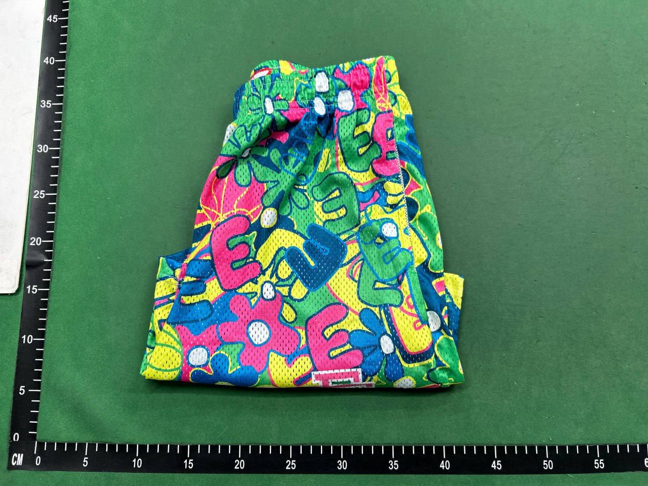 EE Shorts — QC reference 3