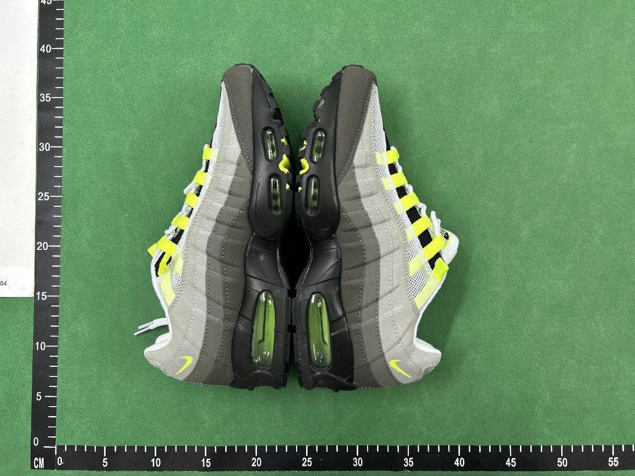 Nike AIr Max95 — QC reference 4