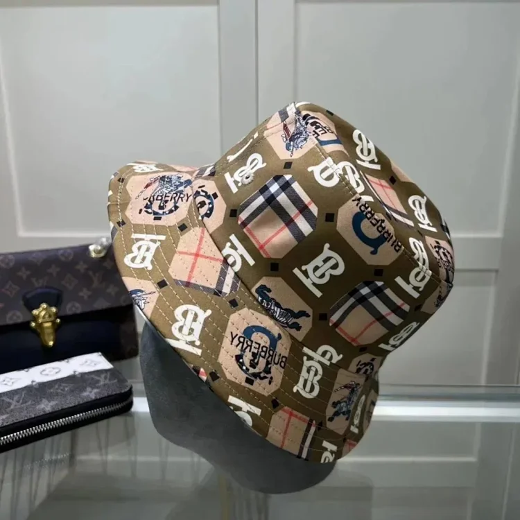 hat