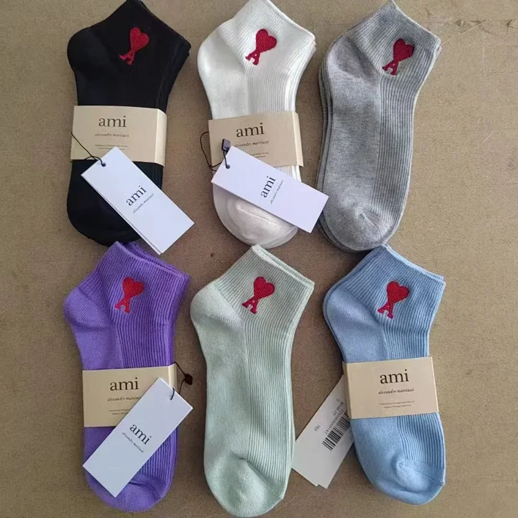 AMI Paris Heart Logo Ankle Socks [36 sty