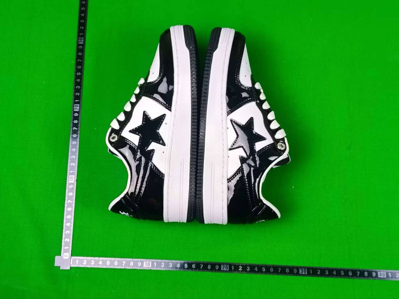 Sneakers — QC reference 4