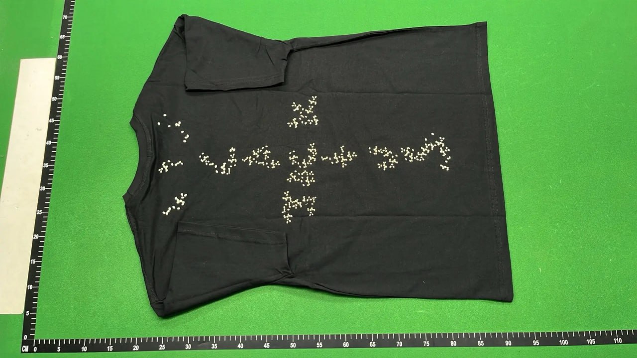 Travis Scott Tee — QC reference 2