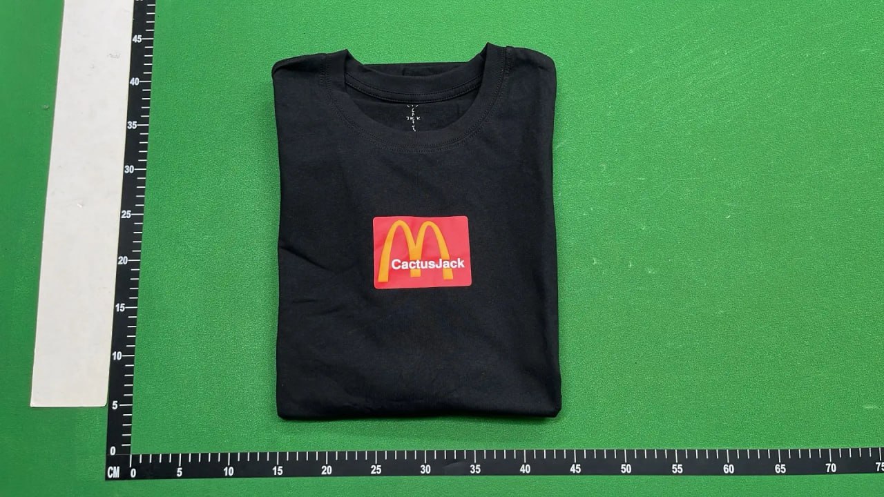 Travis Scott Tee — QC reference 3