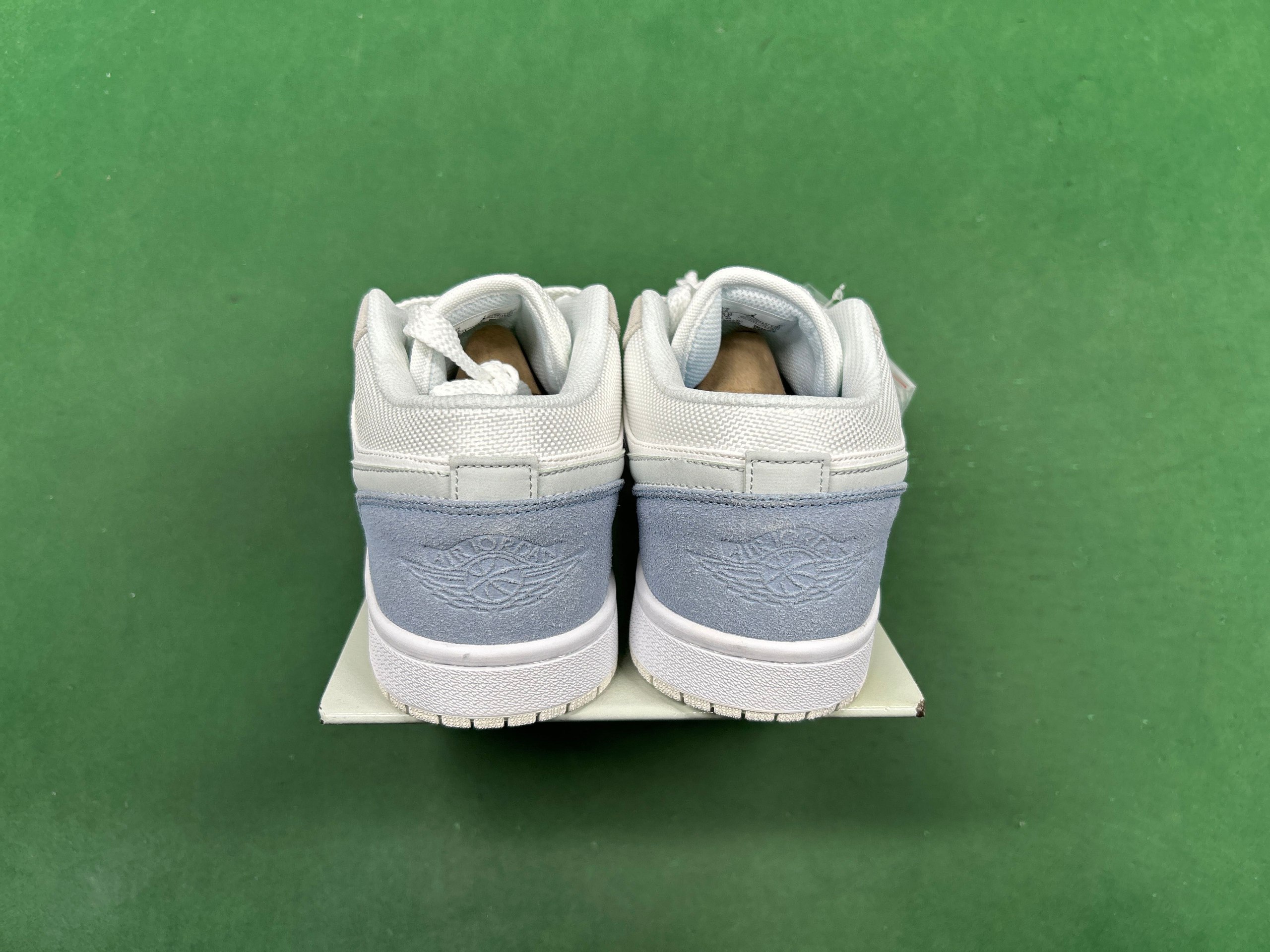 AIR JORDAN 1 LOW — QC reference 2