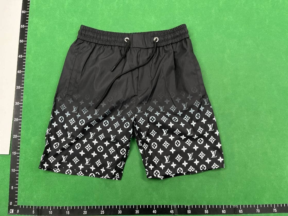 Louis Vuitton shorts — QC reference 3
