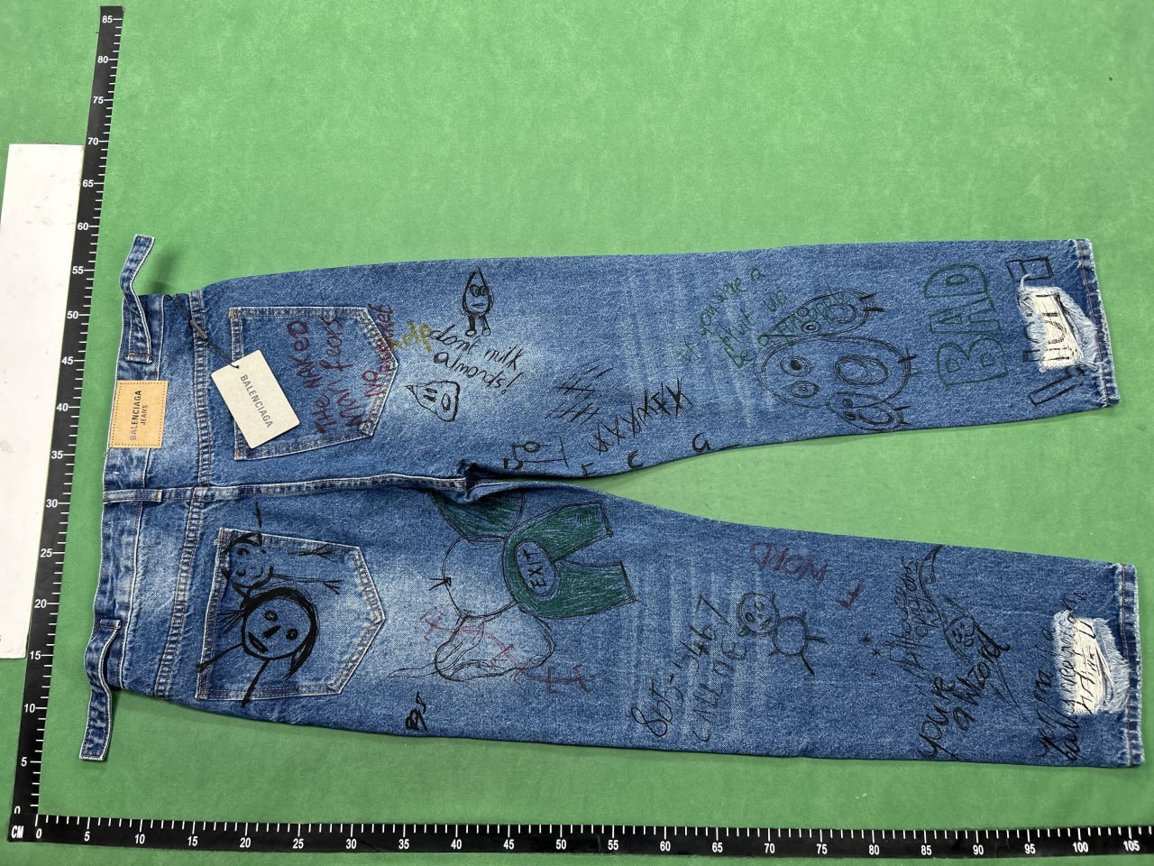 Burberry Jeans — QC reference 4
