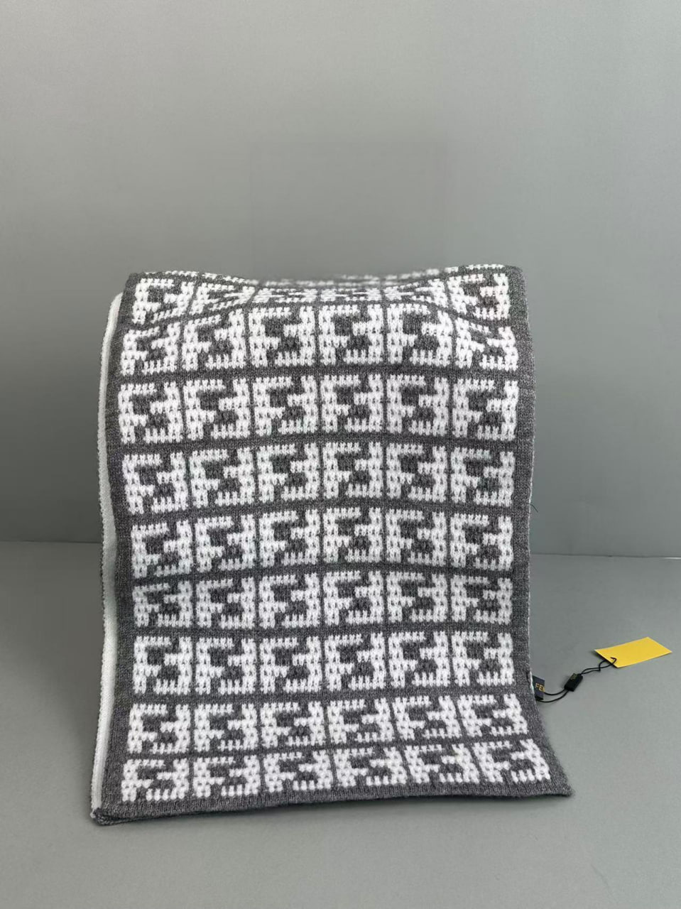 Scarf — QC reference 3
