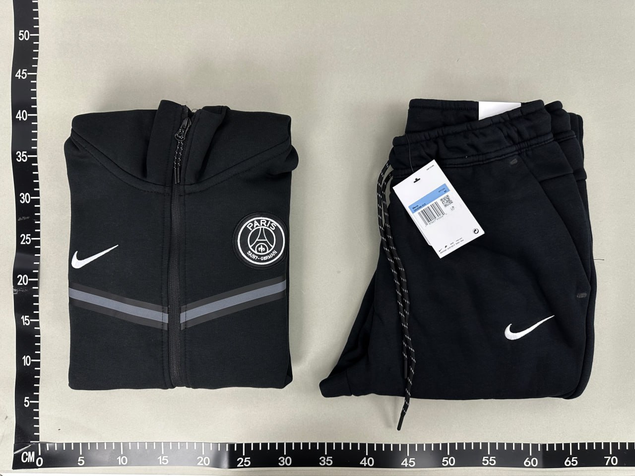 Nike Set — QC reference 2