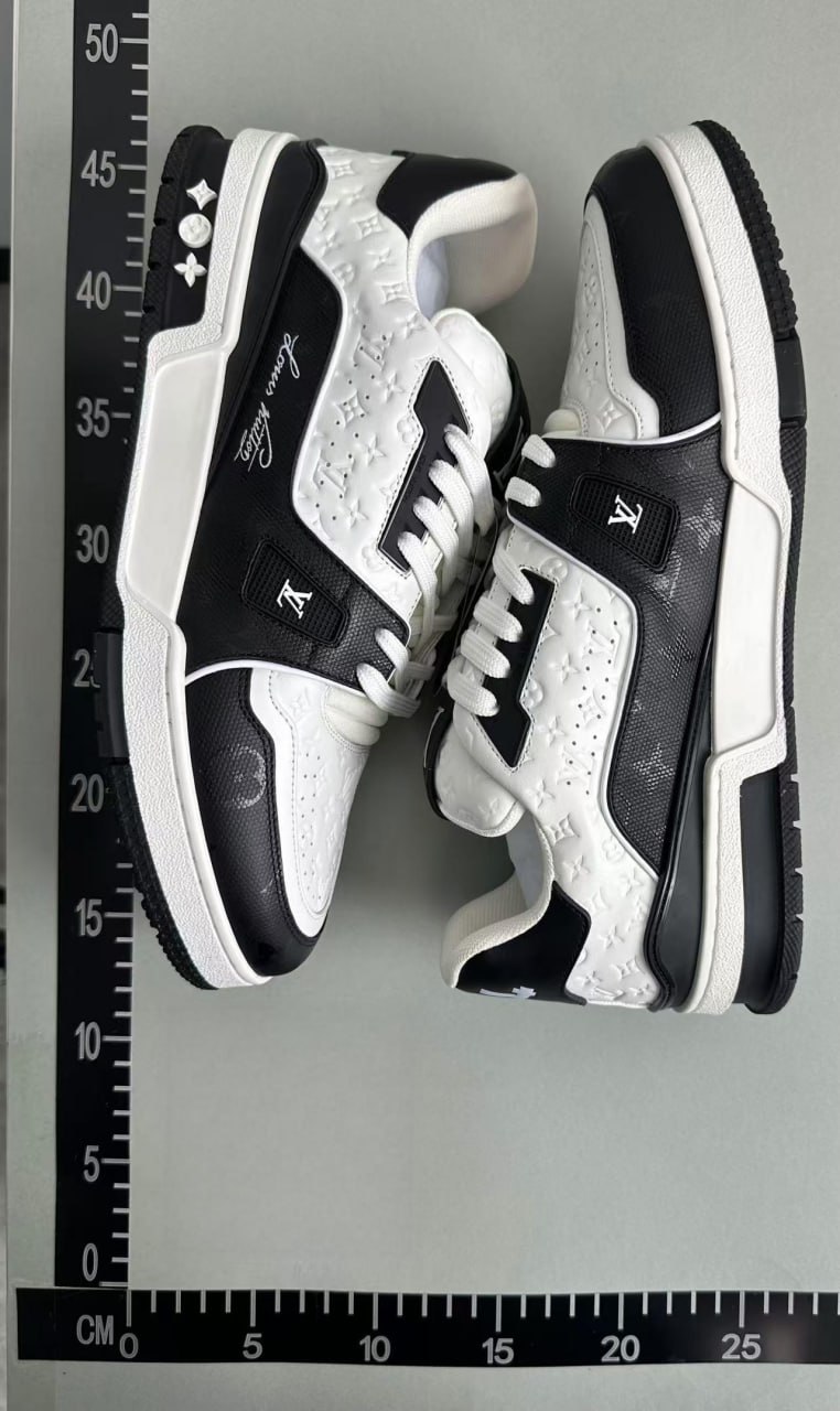 LV Sneakers — QC reference 2