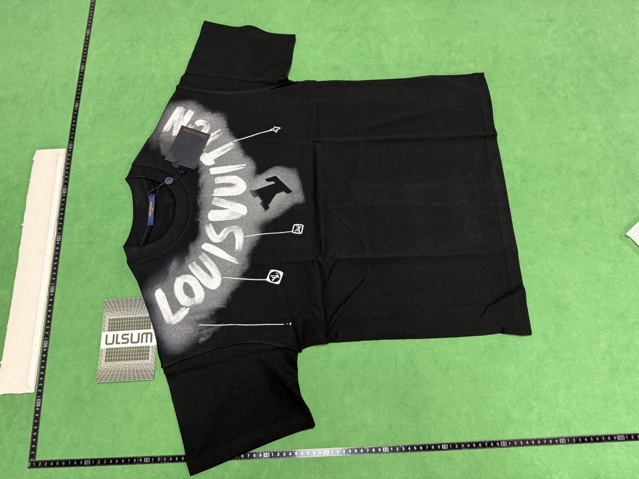 Vuitton T-shirt — QC reference 2
